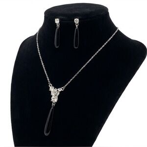 Silver-Tone Black Teardrop Necklace & Dangle Earrings Set